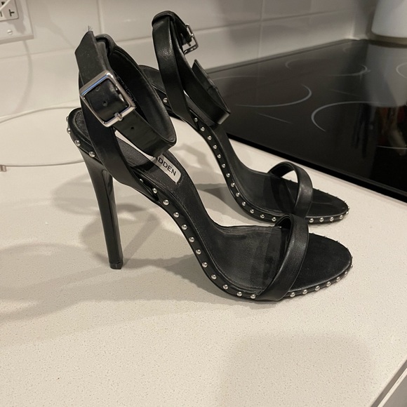 Steve Madden heels - Picture 1 of 4